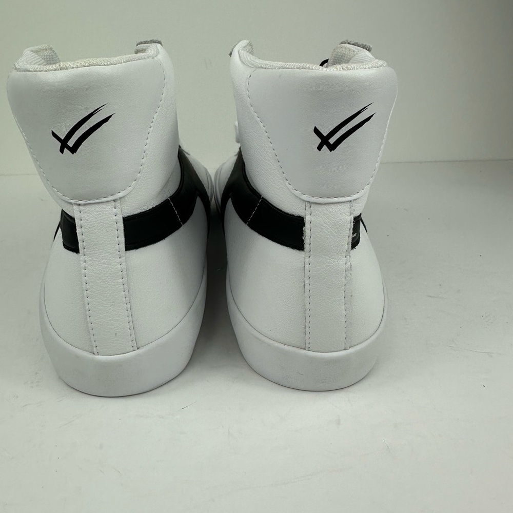 Men's William Rast Empire Leather High Sneaker Size 12 - Picture 3 of 10